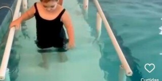 APAE Dourados crianças usuárias da rampa de piscina Actual APAE Dourados crianças usuárias da rampa de piscina Actual