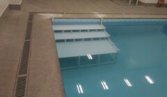 plataforma de piscina Actual em escala de 3 degraus na Faculdade Uninove plataforma de piscina Actual em escala de 3 degraus na Faculdade Uninove