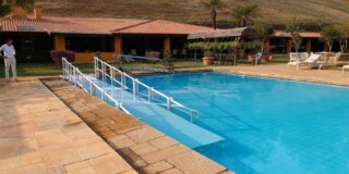 rampa Actual em piscina interior de SP rampa Actual em piscina interior de SP