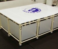 plataforma com placas de proteção laterais plataforma com placas de proteção laterais