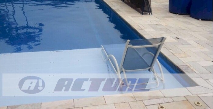 plataformas Actual rasas em piscina para espreguiçadeira plataformas Actual rasas em piscina para espreguiçadeira